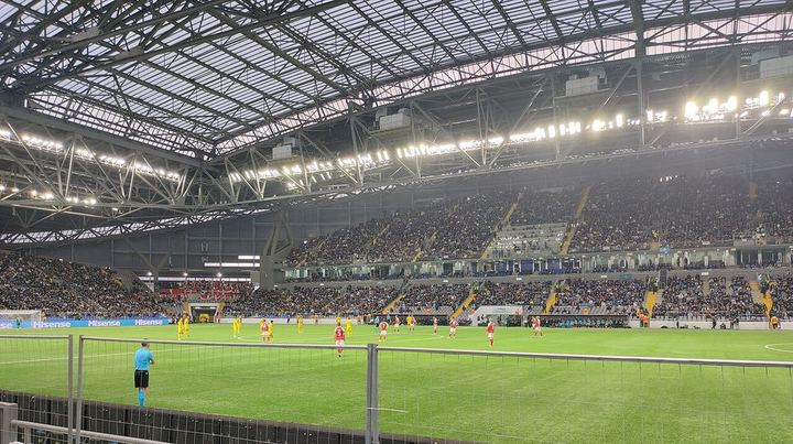 意昂体育 · 综合体育（资料示意）